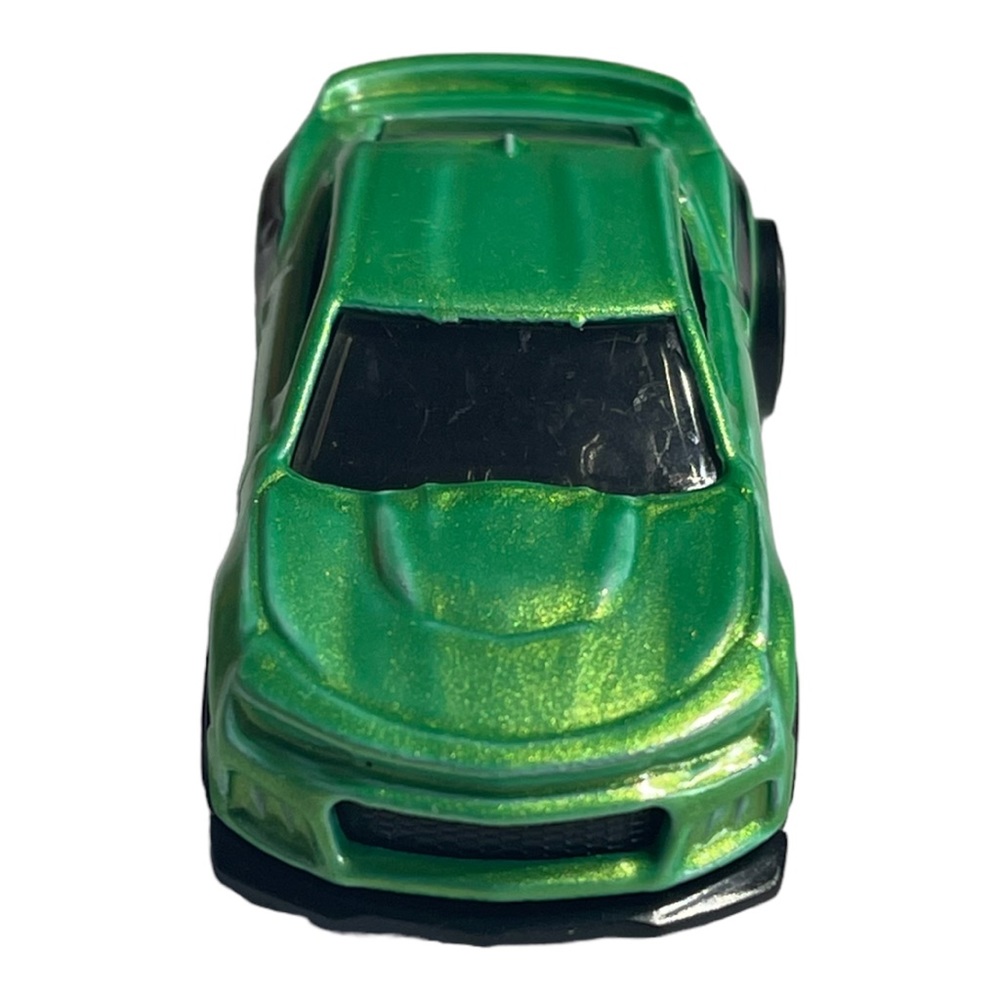 Hot Wheels‎ Premium (2017) Green '16 Camaro SS Toy Car